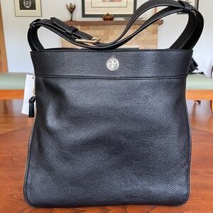 Tory Burch Robinson Pebble Hobo Black